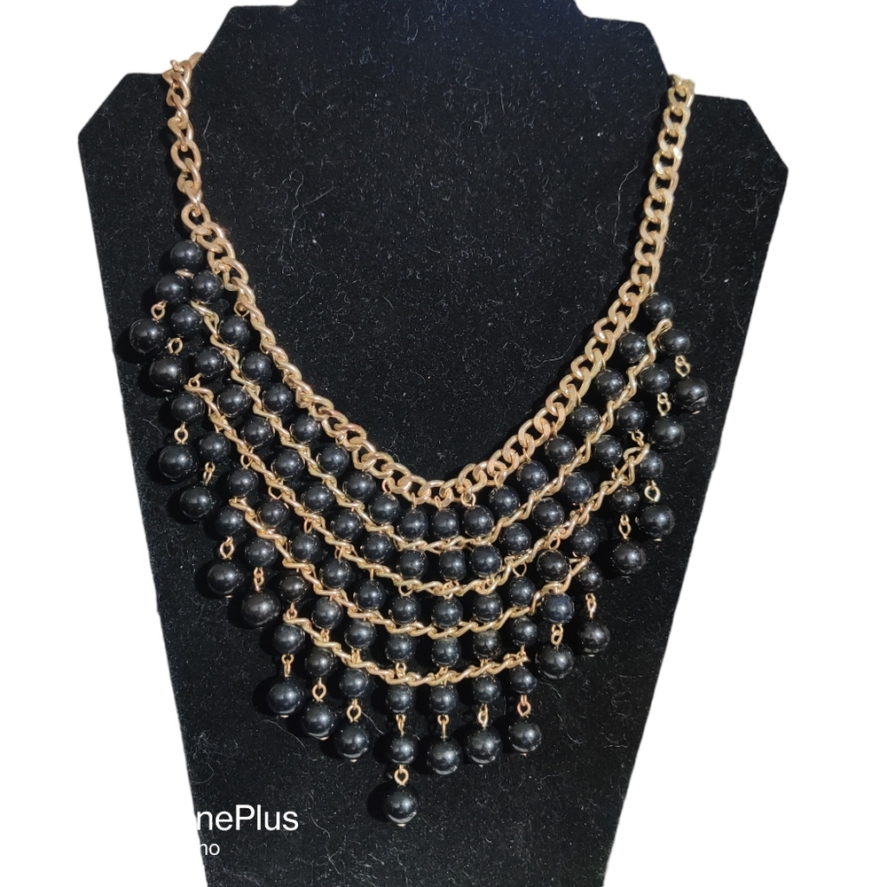 Black bread bib necklace and earrings by Gabrielle K